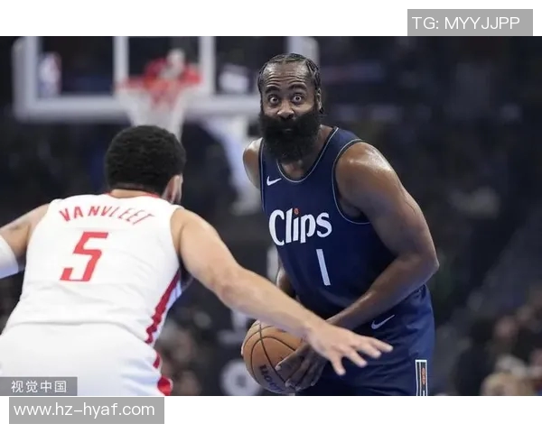 2018年火箭队与快船队精彩对决回顾CCTV全程直播精彩瞬间分析